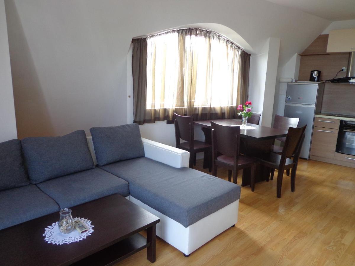 Kavarna Hills Apartments Exterior photo